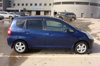 2003 Honda Fit Photos