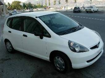 2003 Honda Fit Pictures
