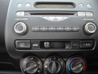 2003 Honda Fit Images