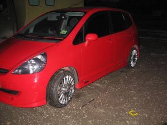 2003 Honda Fit Photos