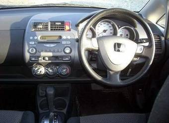 2003 Honda Fit Pictures
