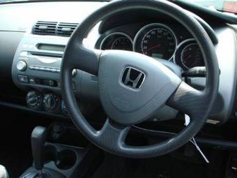 2003 Honda Fit Pictures