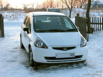 2003 Honda Fit Photos