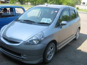 2003 Honda Fit Photos