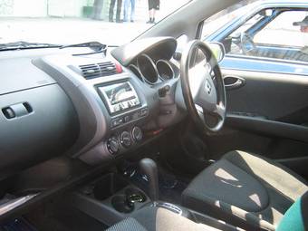 2003 Honda Fit Pictures