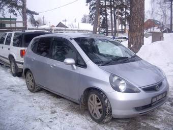 2003 Honda Fit Photos