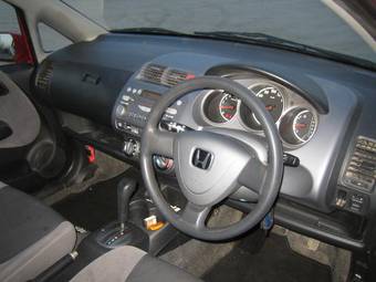 2003 Honda Fit Photos