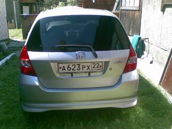 2003 Honda Fit Pictures