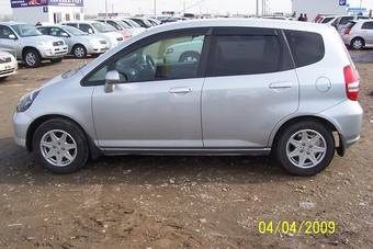 2003 Honda Fit Photos