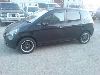 2003 Honda Fit Photos