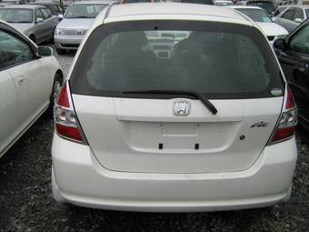 2003 Honda Fit Pictures