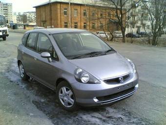 2003 Honda Fit Pictures