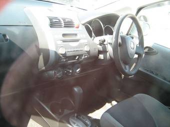 2003 Honda Fit Images