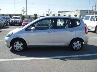 2003 Honda Fit Pictures