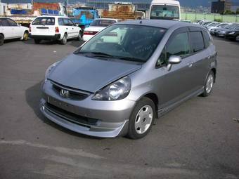 2003 Honda Fit Pictures