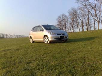 2003 Honda Fit Pictures