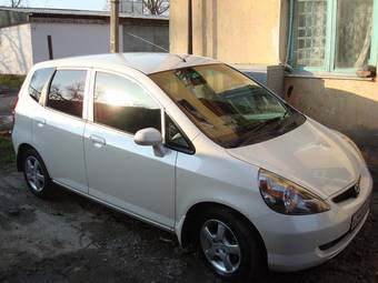 2003 Honda Fit Pictures