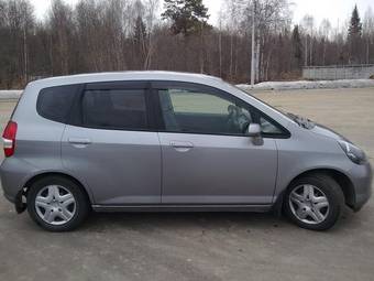 2003 Honda Fit Photos