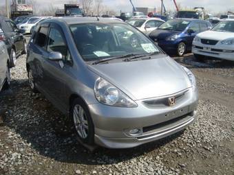 2003 Honda Fit Photos