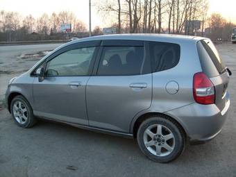 2003 Honda Fit Photos
