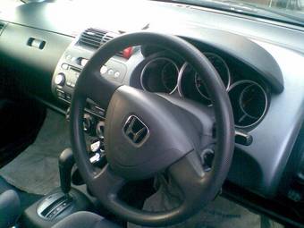 2003 Honda Fit Pictures