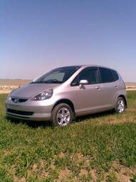 2003 Honda Fit Photos