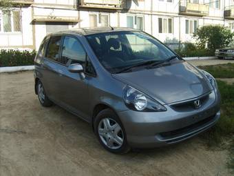 2003 Honda Fit Photos