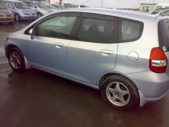 2003 Honda Fit Pictures