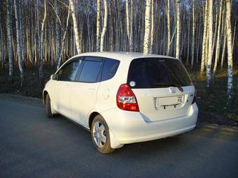 2003 Honda Fit Photos