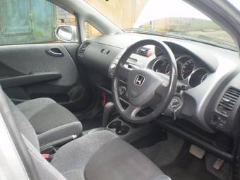 2003 Honda Fit Photos