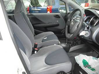 2003 Honda Fit Pictures