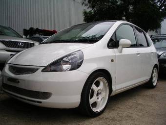 2003 Honda Fit Pictures