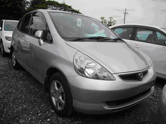 2003 Honda Fit Pictures