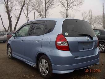 2003 Honda Fit Photos