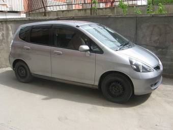 2003 Honda Fit Wallpapers