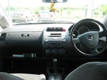 2003 Honda Fit Pictures