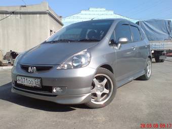 2003 Honda Fit Photos