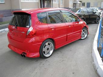 2003 Honda Fit Pictures