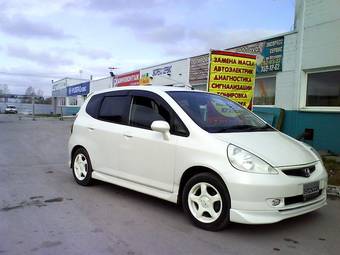 2003 Honda Fit Pictures