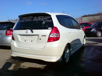 2003 Honda Fit Pictures