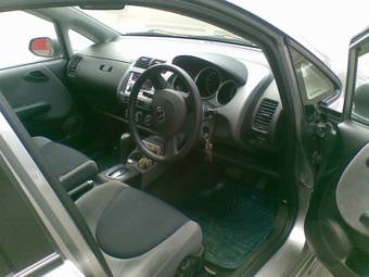 2003 Honda Fit Photos