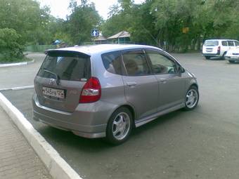 2003 Honda Fit Photos