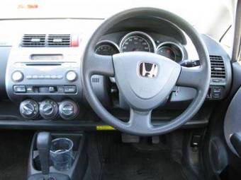 2003 Honda Fit Pictures