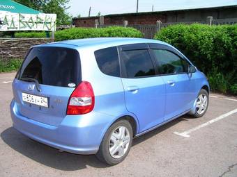 2003 Honda Fit Photos