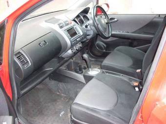 2003 Honda Fit Photos