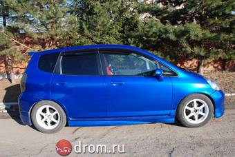 2003 Honda Fit Pics