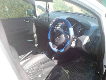 2003 Honda Fit Wallpapers