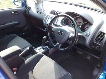 2003 Honda Fit Photos