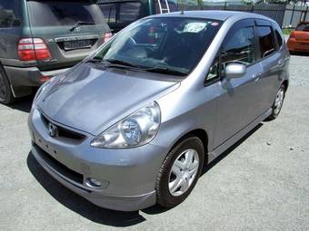 2003 Honda Fit Pictures