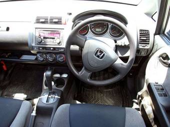 2003 Honda Fit Pictures